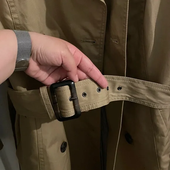 Banana Republic Trench Coat - Picture 3 of 9